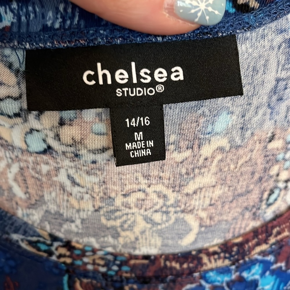 chelsea Studio Blue Floral Lace Hi-Low Tunic Top with pockets Sz M - Picture 4 of 7